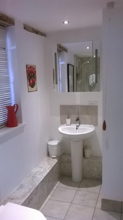 Strawberry Cottage B&B Hedge End Ngoại thất bức ảnh